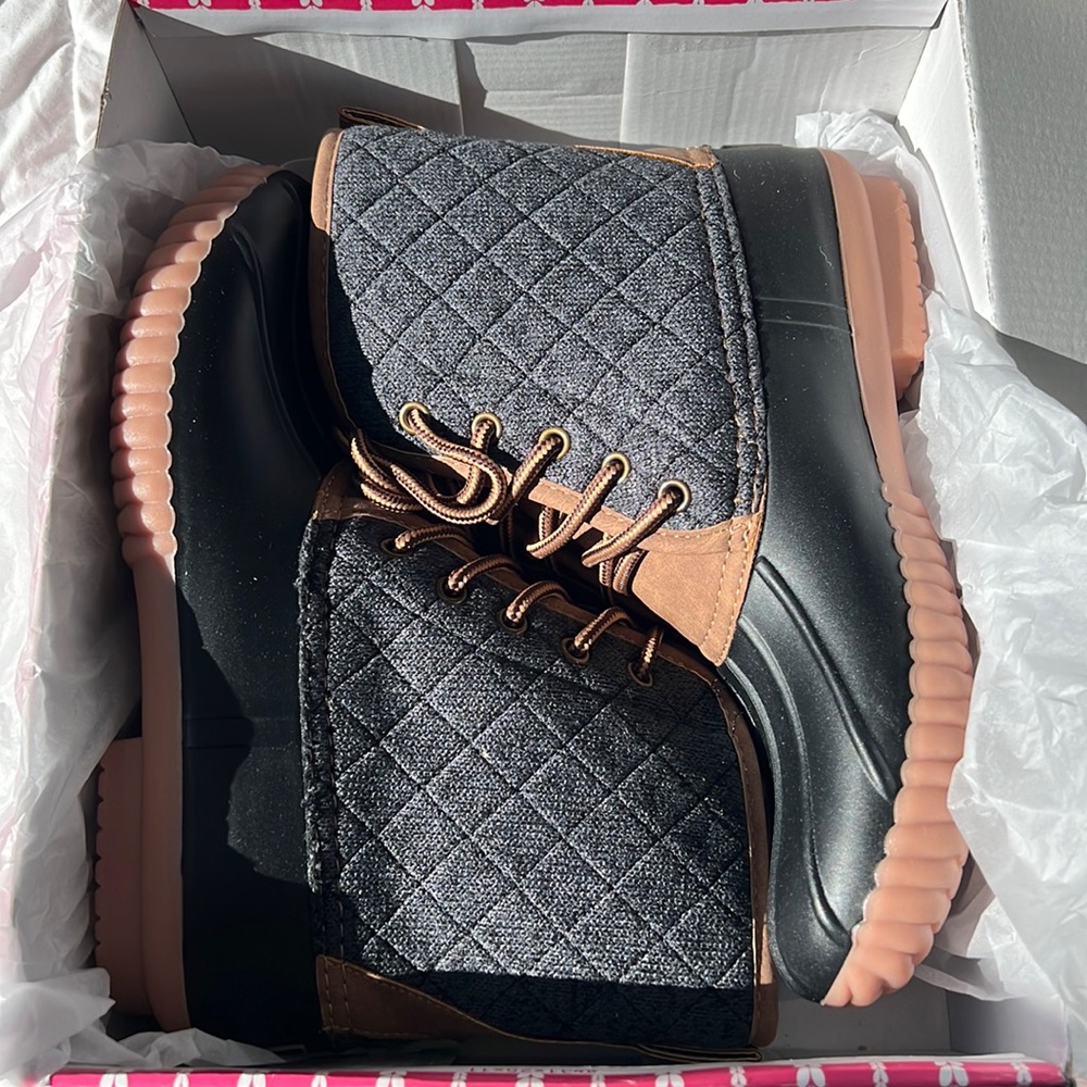NIB MarleyLilly Duck Boots 🦆